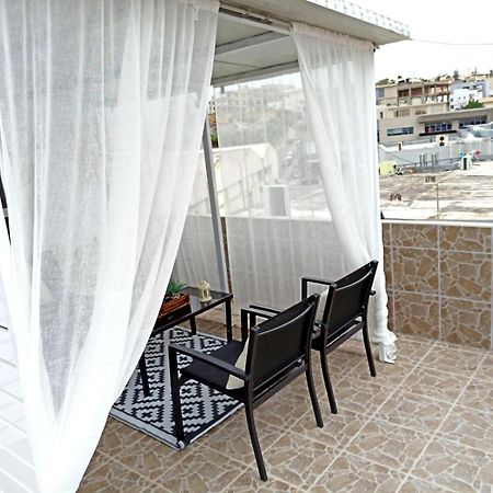 شقة Renovated Loft Near The Center كاندية المظهر الخارجي الصورة