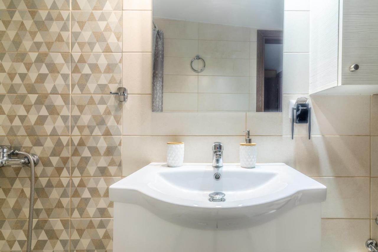 شقة Renovated Loft Near The Center كاندية المظهر الخارجي الصورة