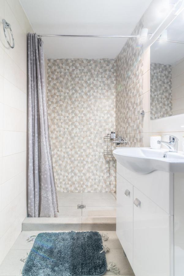 شقة Renovated Loft Near The Center كاندية المظهر الخارجي الصورة