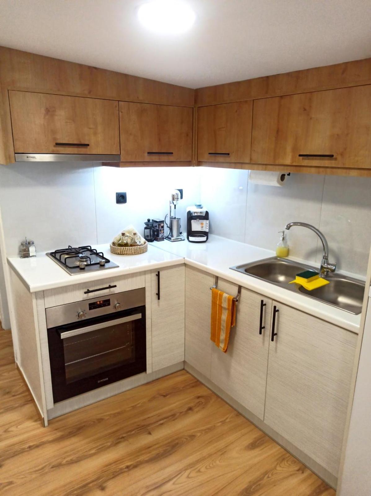 شقة Renovated Loft Near The Center كاندية المظهر الخارجي الصورة
