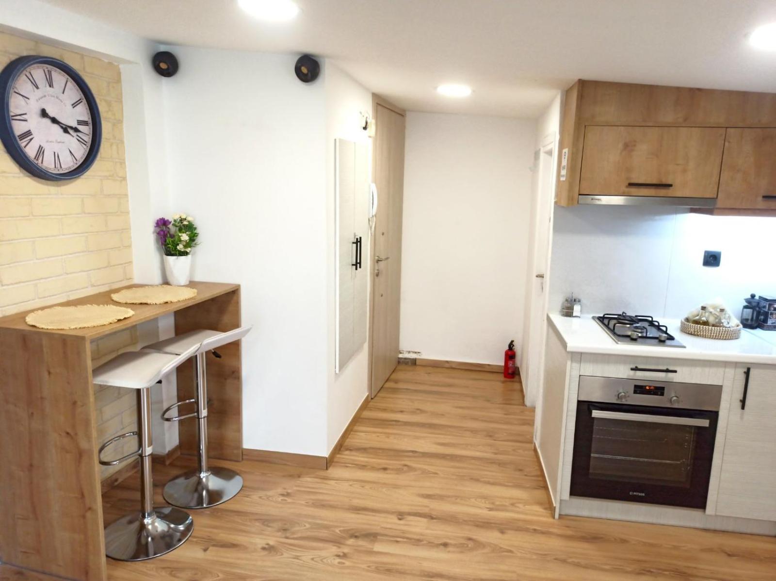 شقة Renovated Loft Near The Center كاندية المظهر الخارجي الصورة
